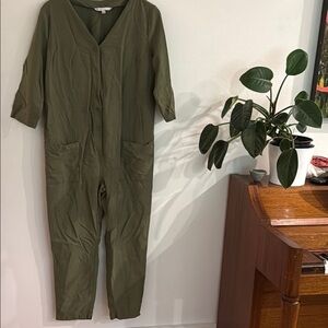 The Nines by Hatch sz XS jumpsuit Forest Green romper button front great cond